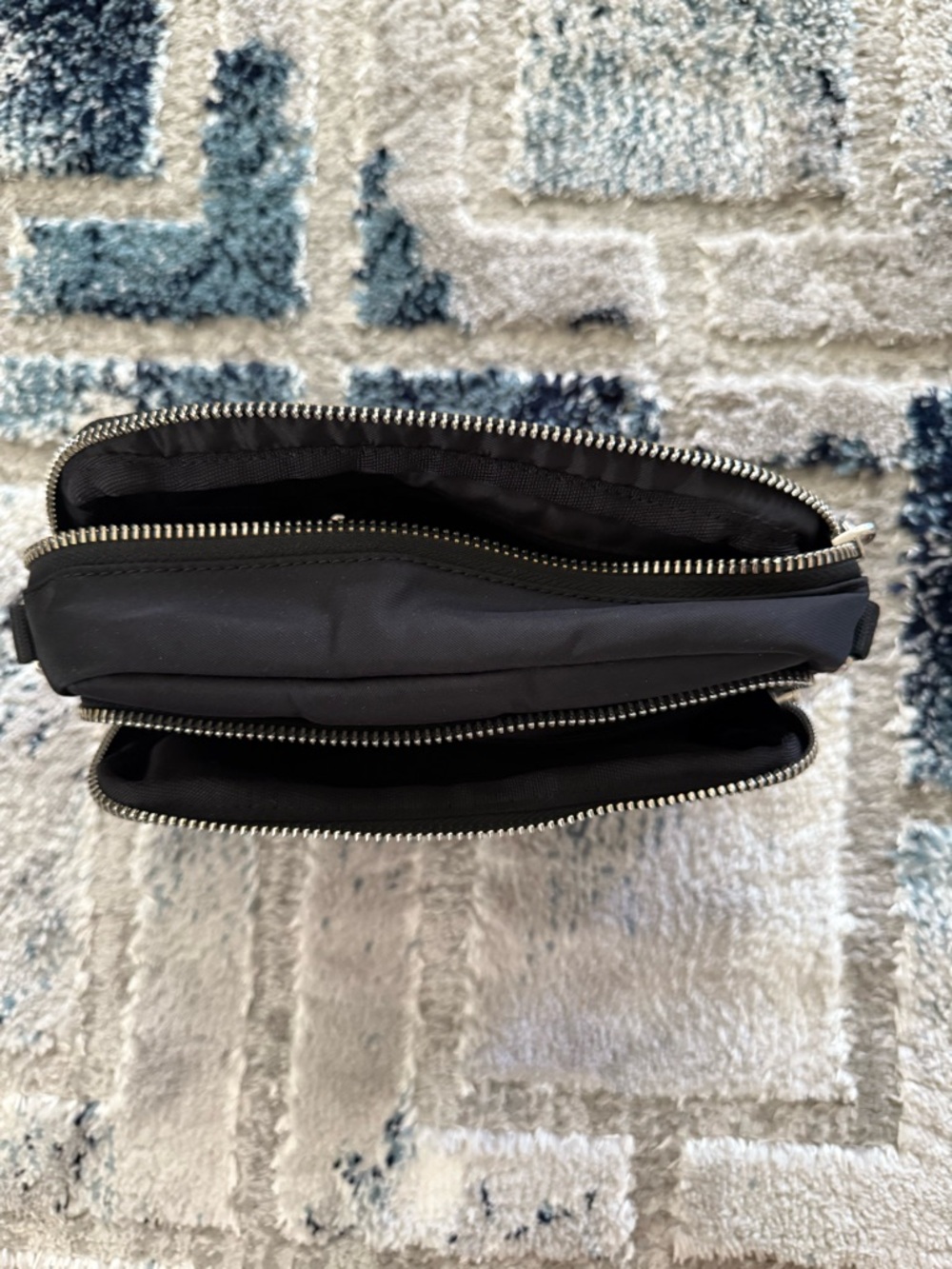 lululemon athletica Black Nylon Crossbody Belt Bag with Silver Hardware - Picture 3 of 3